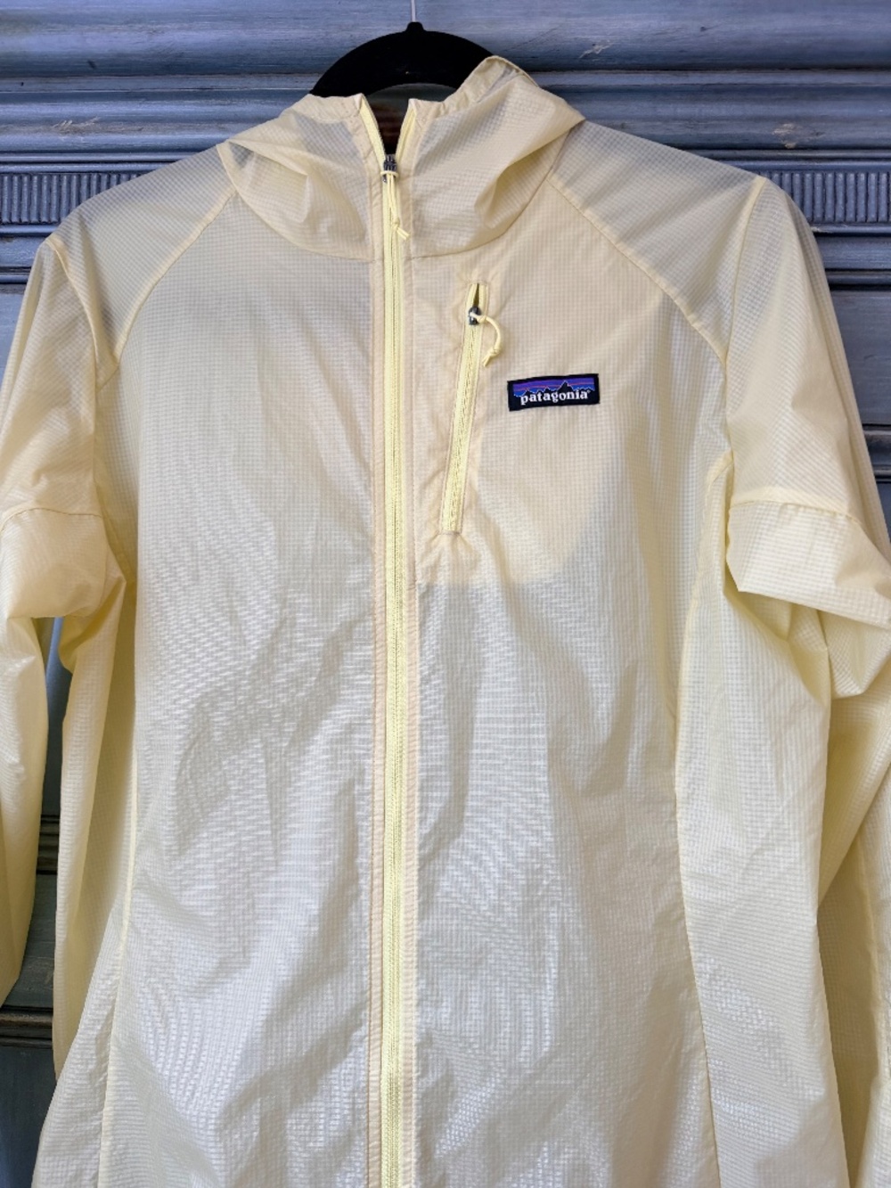 Patagonia Women's Houdini Jacket in Buttercup Yellow Size M - Picture 6 of 10
